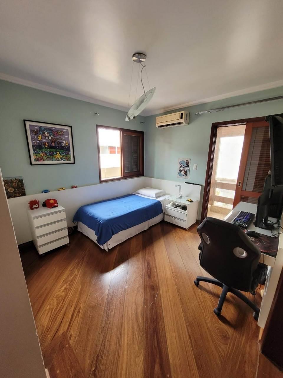 Casa com 4 Quartos à Venda, 323,00 m² - Foto 1