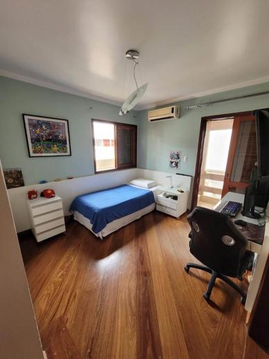 Casa com 4 Quartos à Venda, 323,00 m² - Foto 4