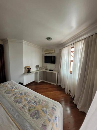 Casa com 4 Quartos à Venda, 323,00 m² - Foto 22
